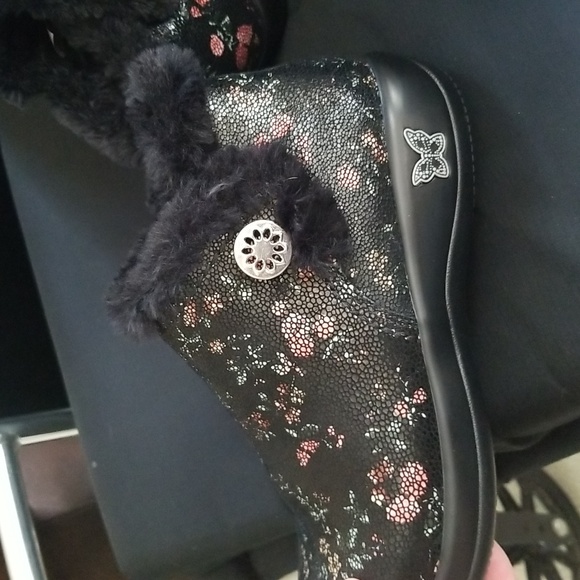 Alegria By PG Lite Leather Sweetie Pie Fur Lined Booties - Picture 9 of 16